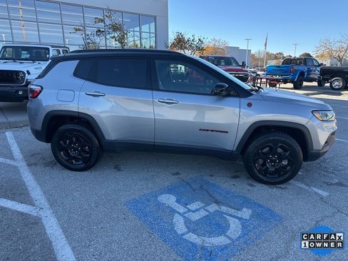 Used 2023 Jeep Compass Trailhawk image 35