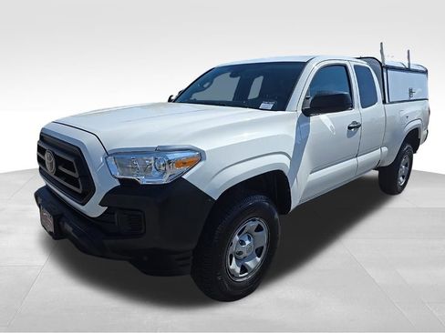 Used 2022 Toyota Tacoma SR RWD image 7