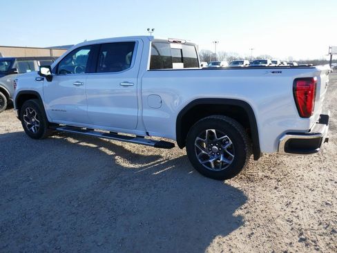 New 2026 GMC Sierra 1500 SLT w/ SLT Premium Plus Package AWD/4WD image 9