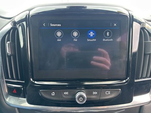 Used 2023 Chevrolet Traverse RS AWD/4WD image 38