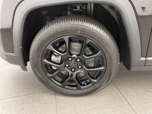 New 2026 Jeep Compass Latitude w/ Quick Order Package 29K image 8