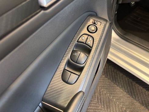 Certified 2025 Nissan Altima 2.5 SV FWD image 15