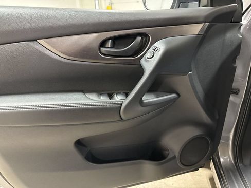 Used 2021 Nissan Rogue Sport S AWD/4WD image 20