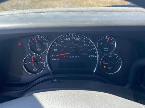 New 2025 GMC Savana 2500 w/ Driver Convenience Package image 13