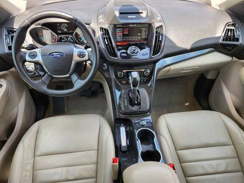 Used 2015 Ford Escape Titanium w/ Equipment Group 301A AWD/4WD image 23