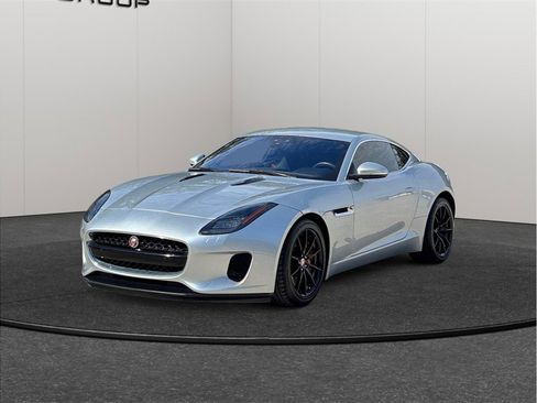Used 2020 Jaguar F-TYPE Coupe image 4