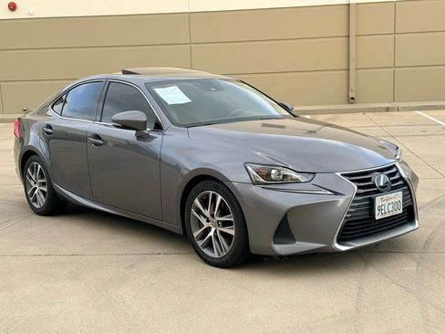 Used 2019 Lexus IS 300 w/ Accessory Package 2 RWD image 3