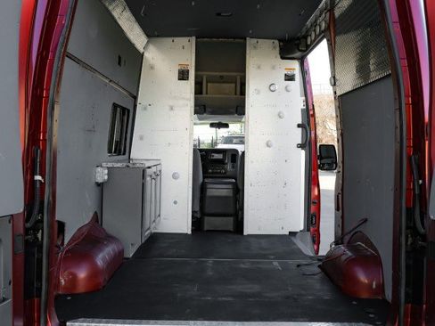 Used 2021 Nissan NV 3500 SV w/ Back Door Glass Package image 43