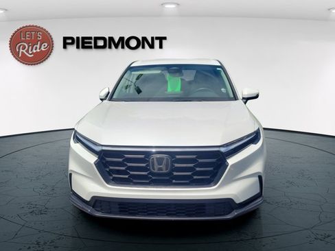Used 2023 Honda CR-V LX image 3