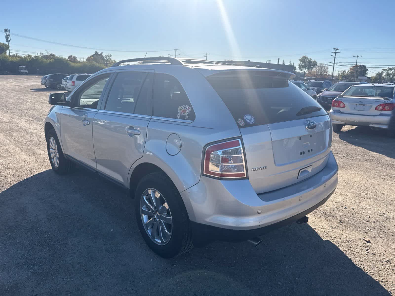 Used 2010 Ford Edge Limited FWD image 2