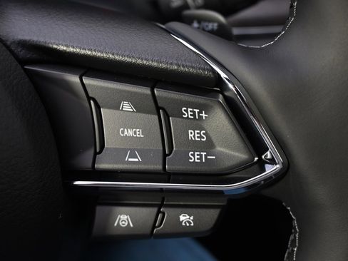 New 2025 MAZDA CX-5 Signature image 32