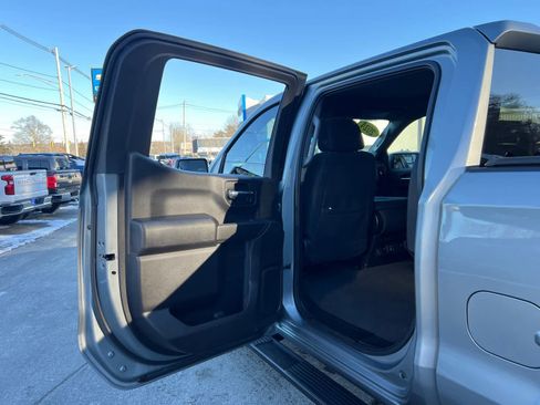Certified 2024 Chevrolet Silverado 1500 Custom image 31