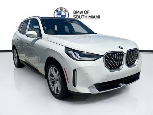 New 2025 BMW X3 xDrive30i w/ Convenience Package image 1
