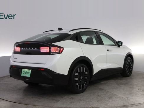Used 2026 Nissan Leaf Platinum+ FWD image 3