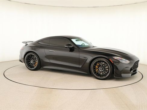 Used 2025 Mercedes-Benz AMG GT 63 image 9