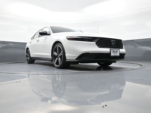 Certified 2023 Honda Accord Sport image 27