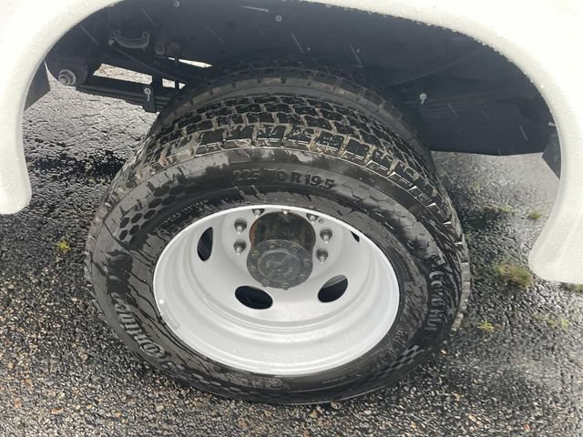 New 2026 Ford F550 4x4 Regular Cab Super Duty image 4