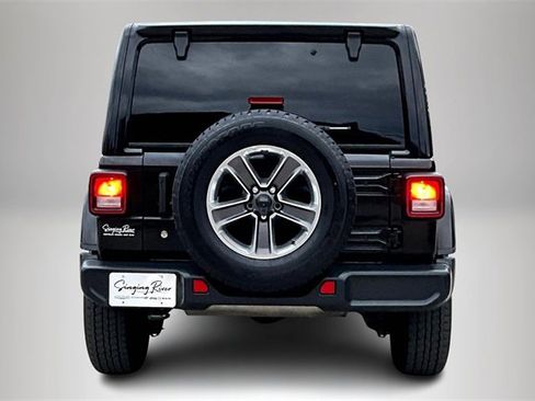 Used 2020 Jeep Wrangler Unlimited Sahara w/ Uconnect 4C Nav & Sound Group image 6