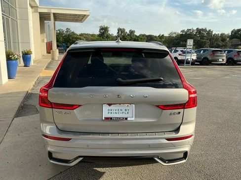 Certified 2024 Volvo XC60 B5 Plus w/ Protection Package Premier AWD/4WD image 5