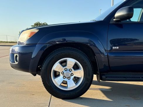 Used 2008 Toyota 4Runner SR5 RWD image 4