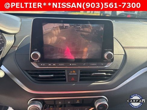 Certified 2022 Nissan Altima 2.5 SR image 11