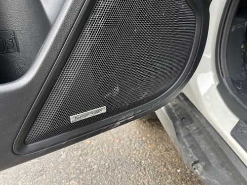 Used 2023 Subaru Outback Limited image 26