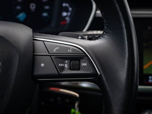 Used 2022 Audi Q3 2.0T Premium Plus image 29