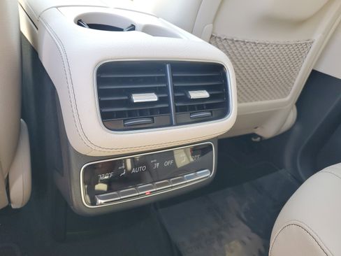 Certified 2026 Mercedes-Benz GLS 450 4MATIC image 9