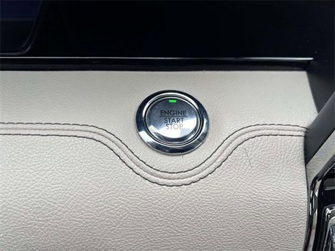 Used 2020 Lincoln Navigator Reserve w/ Equipment Group 208A Reserve image 31