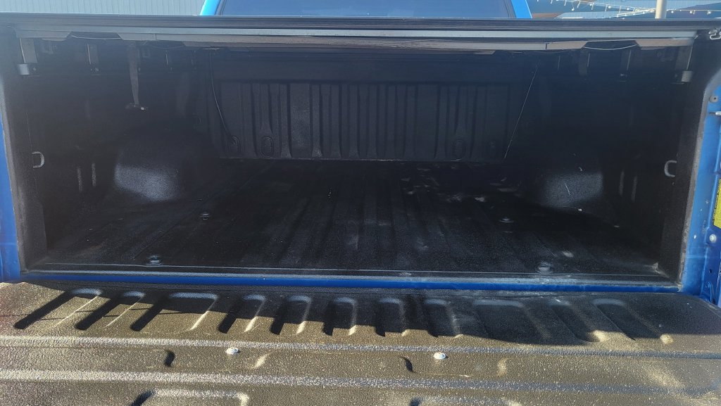 Used 2018 Toyota Tundra SR5 w/ SR5 Upgrade Package AWD/4WD image 12