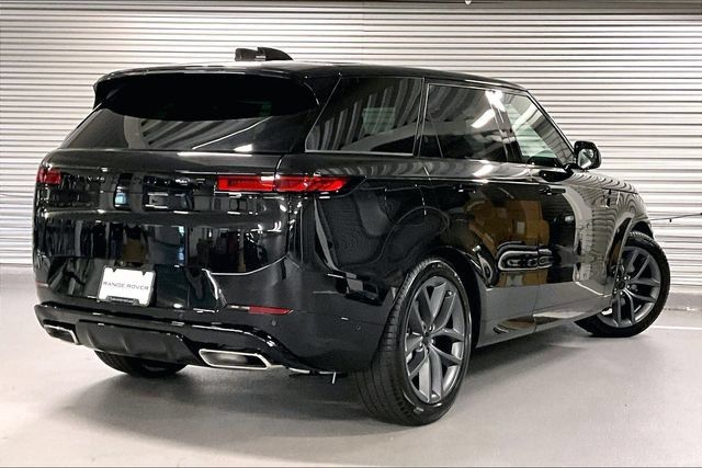 New 2026 Land Rover Range Rover Sport Dynamic SE AWD/4WD image 4