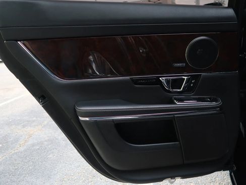 Used 2017 Jaguar XJ R-Sport image 53