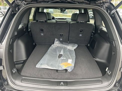 New 2026 Jeep Grand Cherokee Limited image 31