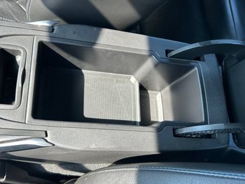 Used 2016 Chevrolet Volt Premier w/ Driver Confidence Package FWD image 53