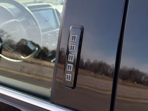 Used 2022 Ford F350 Platinum image 72