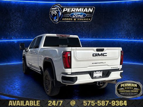 Used 2024 GMC Sierra 2500 Denali Ultimate w/ Max Trailering Package AWD/4WD image 3