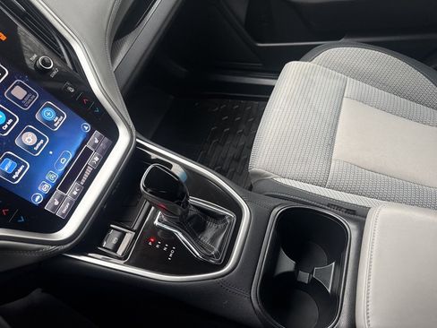 Used 2020 Subaru Outback Premium image 31