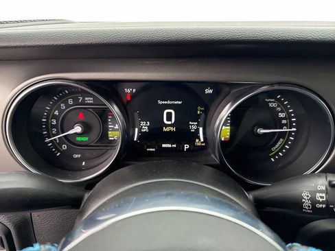 Used 2021 Jeep Wrangler Unlimited Rubicon 4xe image 16