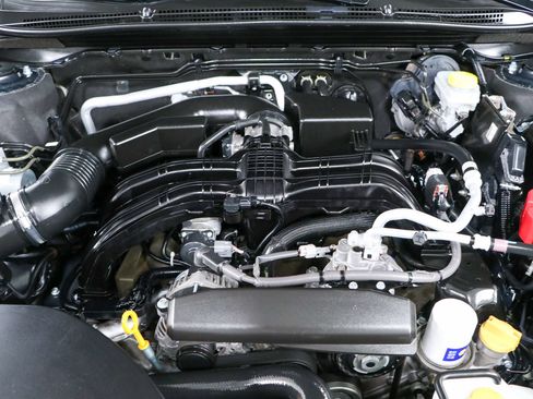 Used 2023 Subaru Outback Premium AWD/4WD image 29
