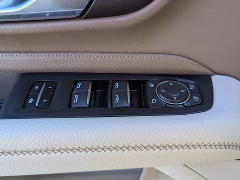 Used 2023 GMC Yukon XL Denali w/ Denali Reserve Package image 24