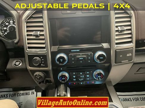 Used 2016 Ford F150 Platinum w/ Equipment Group 701A Luxury image 19