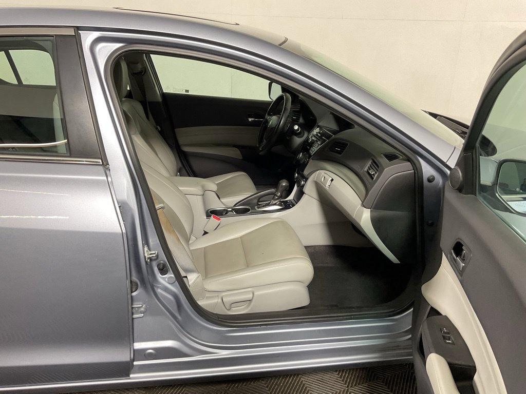 Used 2016 Acura ILX FWD image 36