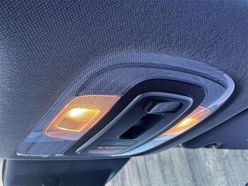 Used 2025 Hyundai Elantra SEL image 31