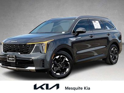 Certified 2024 Kia Sorento S w/ Panoramic Sunroof Package