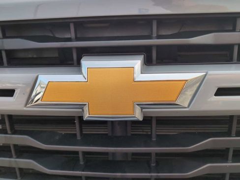 Used 2025 Chevrolet Silverado 2500 Custom w/ Custom Value Package AWD/4WD image 31