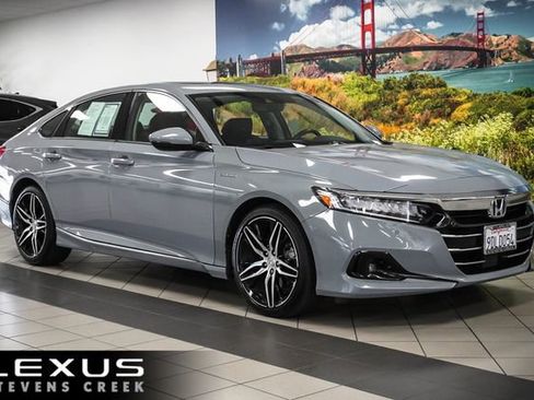 Used 2022 Honda Accord Touring image 1