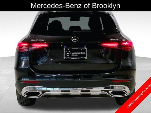 Certified 2025 Mercedes-Benz GLC 300 4MATIC image 4