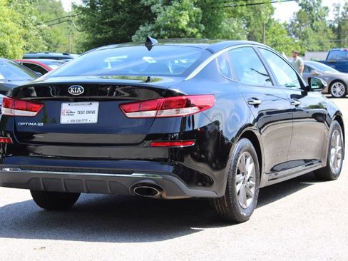 Used 2020 Kia Optima LX FWD image 8