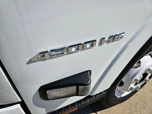 New 2025 Chevrolet Low Cab Forward RWD image 9