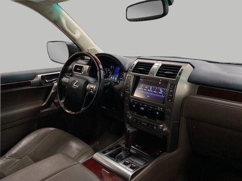 Used 2016 Lexus GX 460 w/ Premium Package AWD/4WD image 20